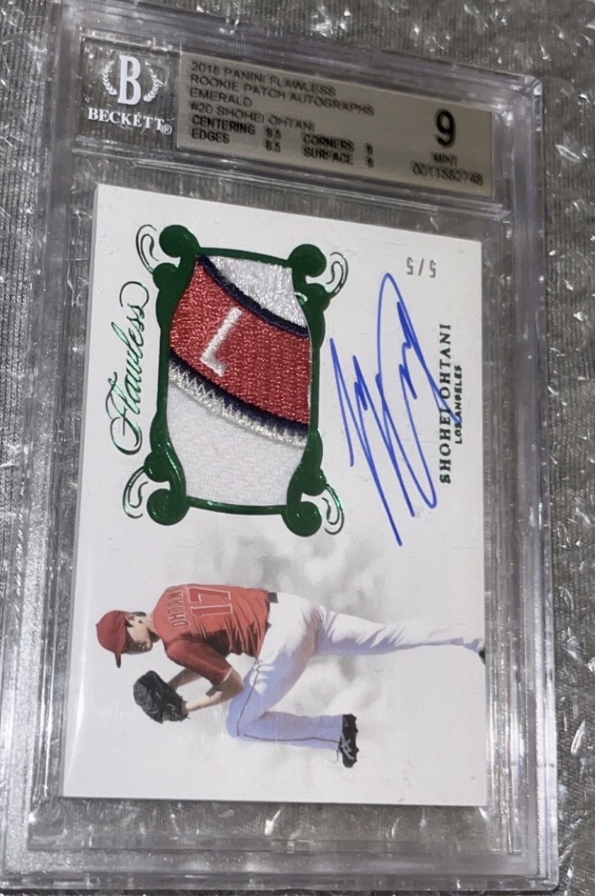 Shohei Ohtani, 2018 Panini Flawless · Emerald /5